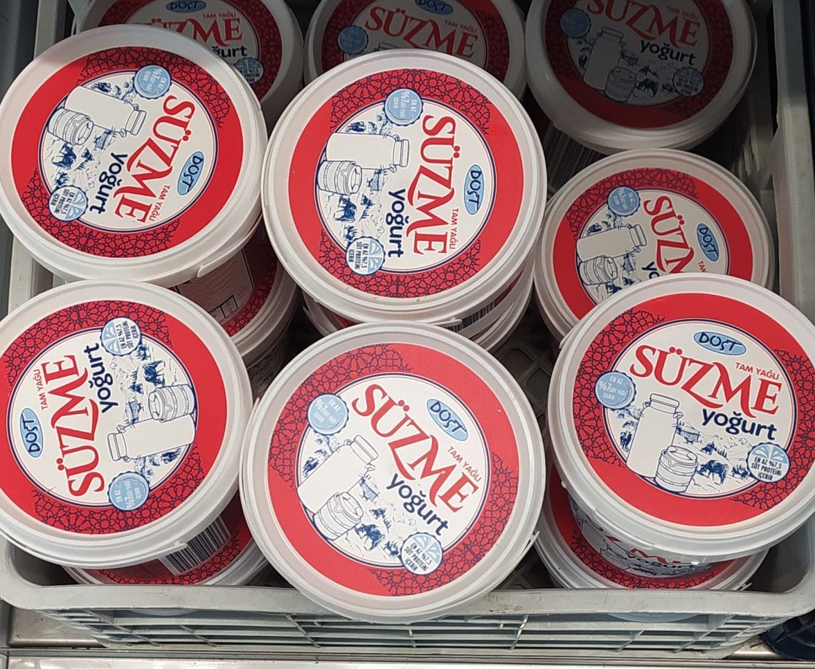 Eker yoğurt 900 gr süzme dost kova